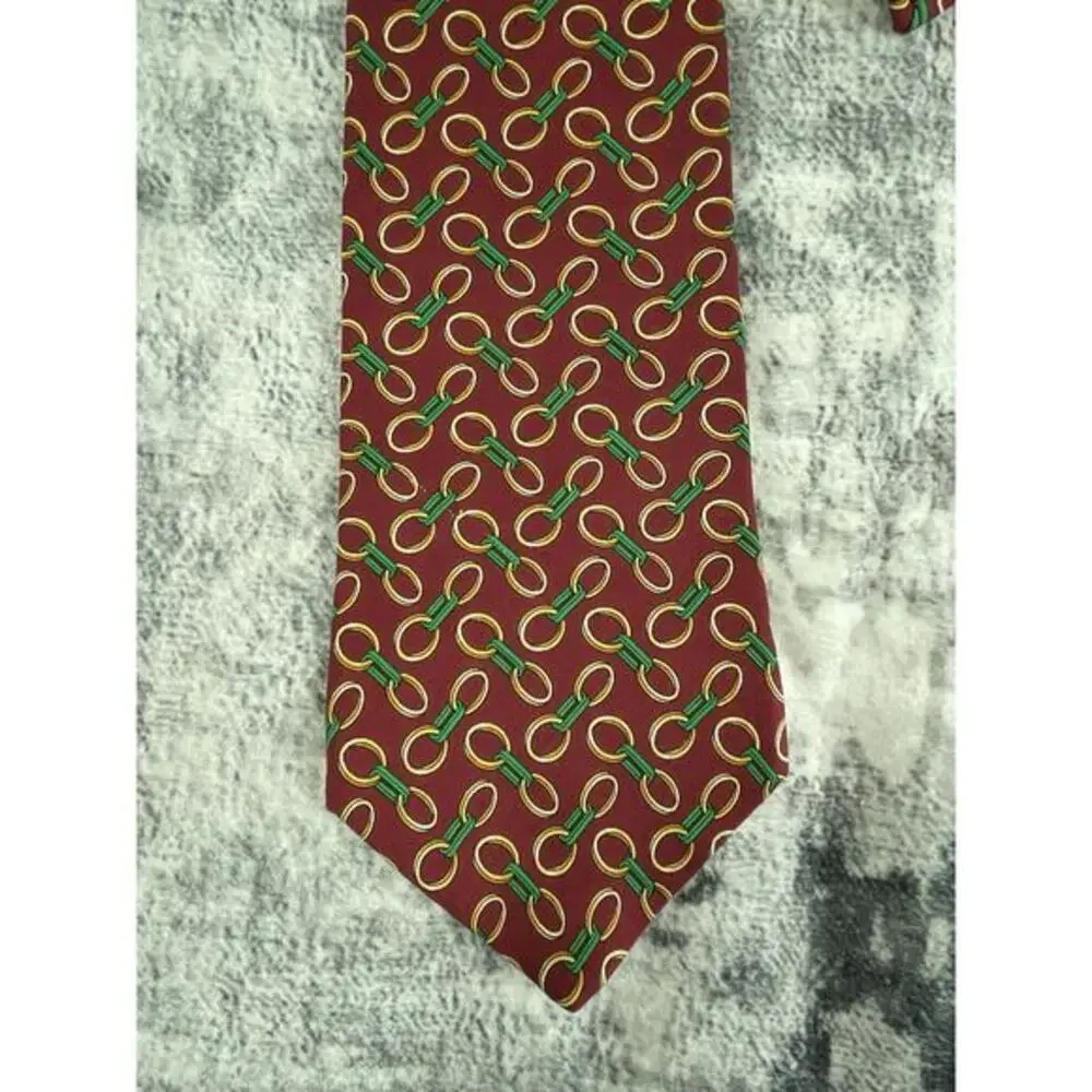 Brooks Brothers accessory description